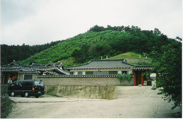 ankim04-13a.jpg